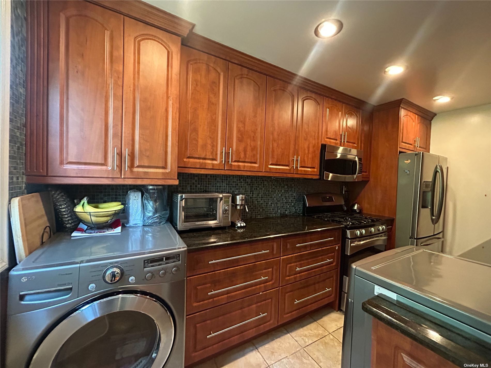 #1 photo, 163-52 17th Avenue, Куинс ‖ Whitestone , NY 11357