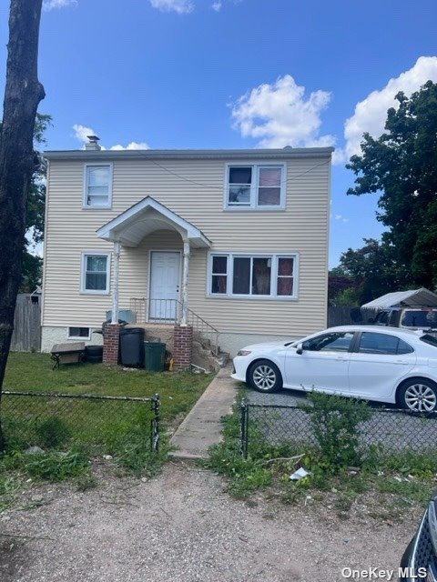 #1 photo, 37 Fairtown Road, 东长岛 海湾 Bay Shore , NY 11706