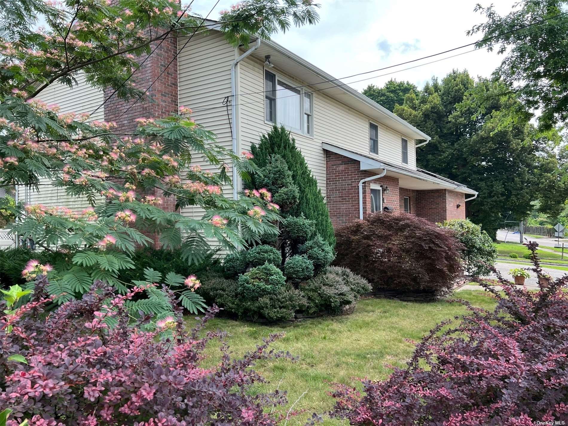 #1 photo, 37A Ellwood Street, 长岛 格仑科夫 Glen Cove , NY 11542