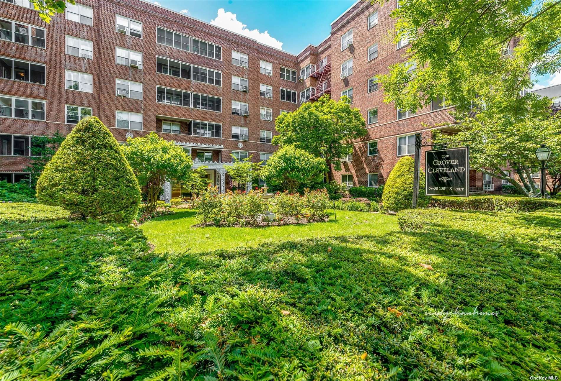 #1 photo, 67-38 108th Street, 皇后区 森林小丘 Forest Hills , NY 11375