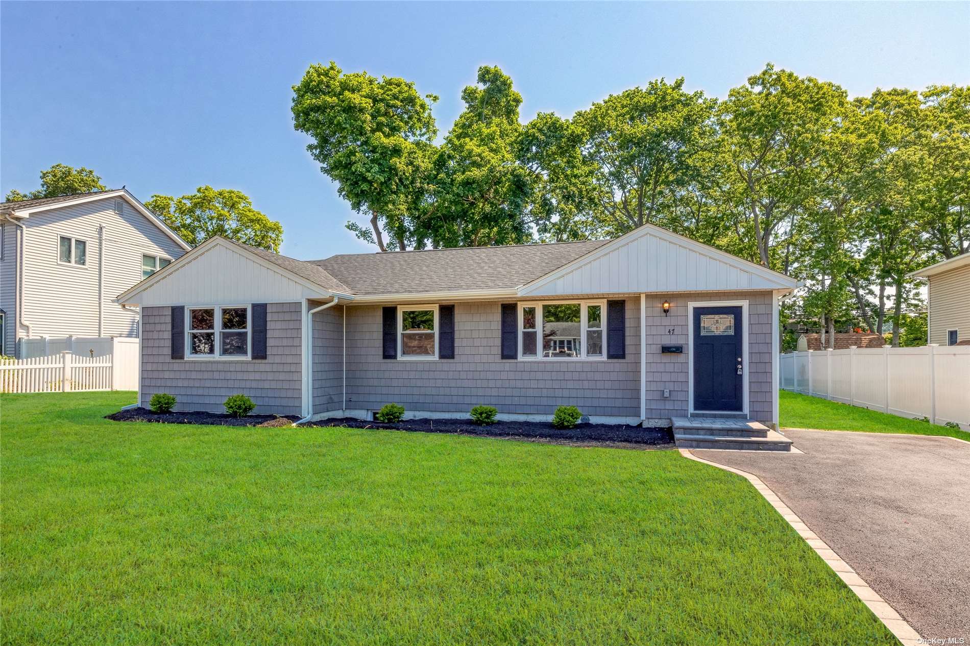 #1 photo, 47 Meroke Lane, 东长岛 东艾斯利普 East Islip , NY 11730