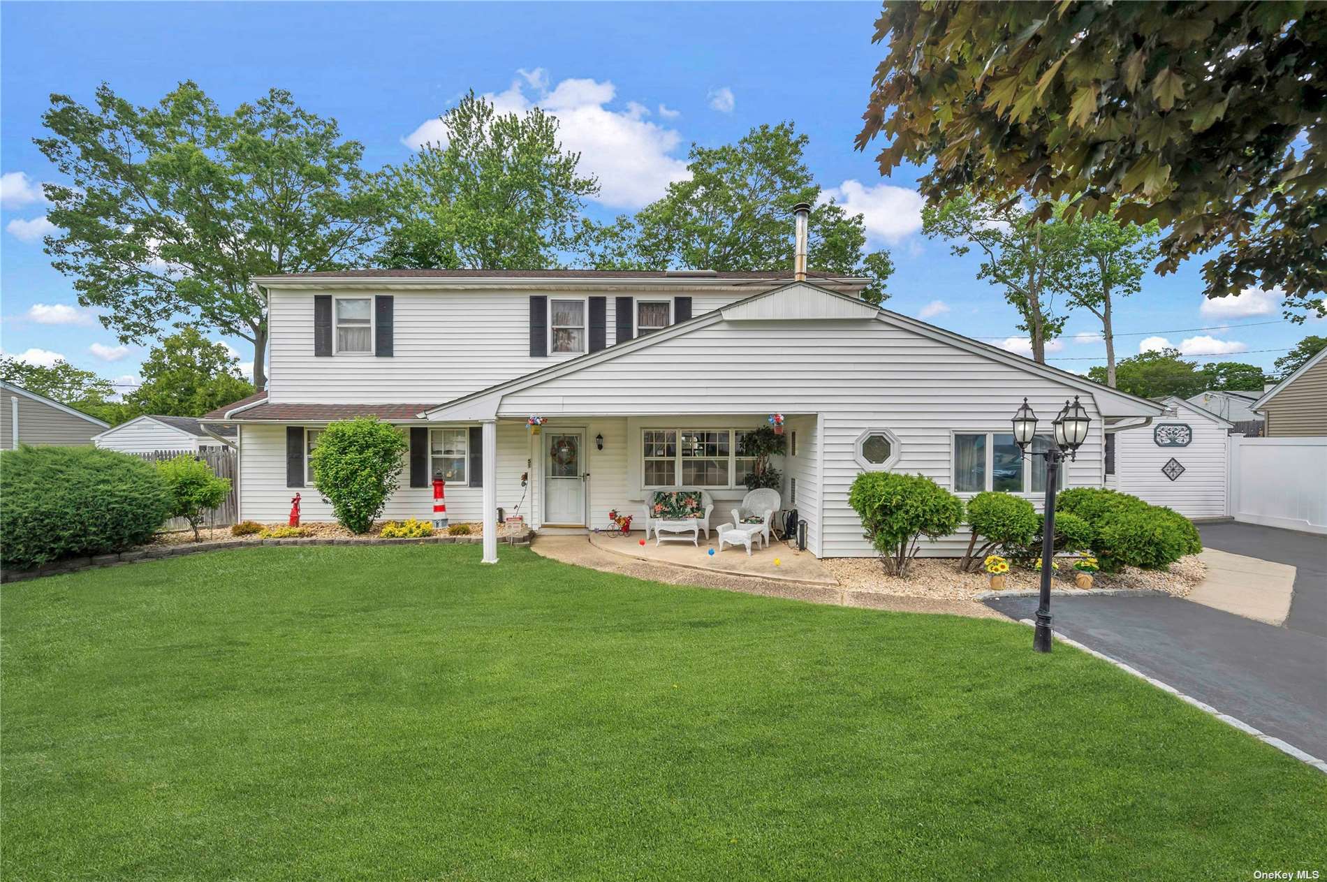 #1 photo, 51 Clymer Street, 东长岛 Port Jefferson Station , NY 11776