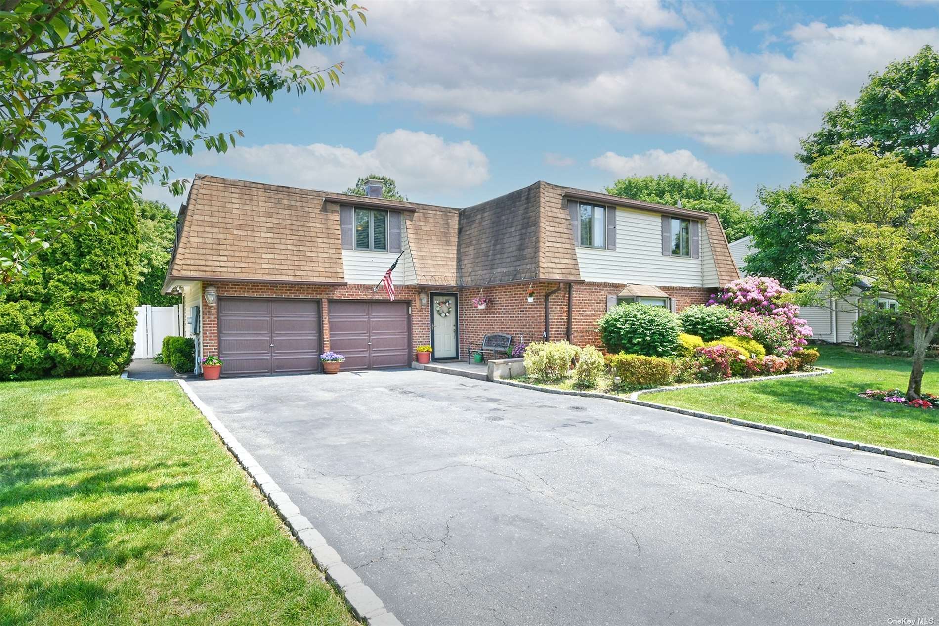 #1 photo, 19 White Pine Way, 东长岛 Medford , NY 11763