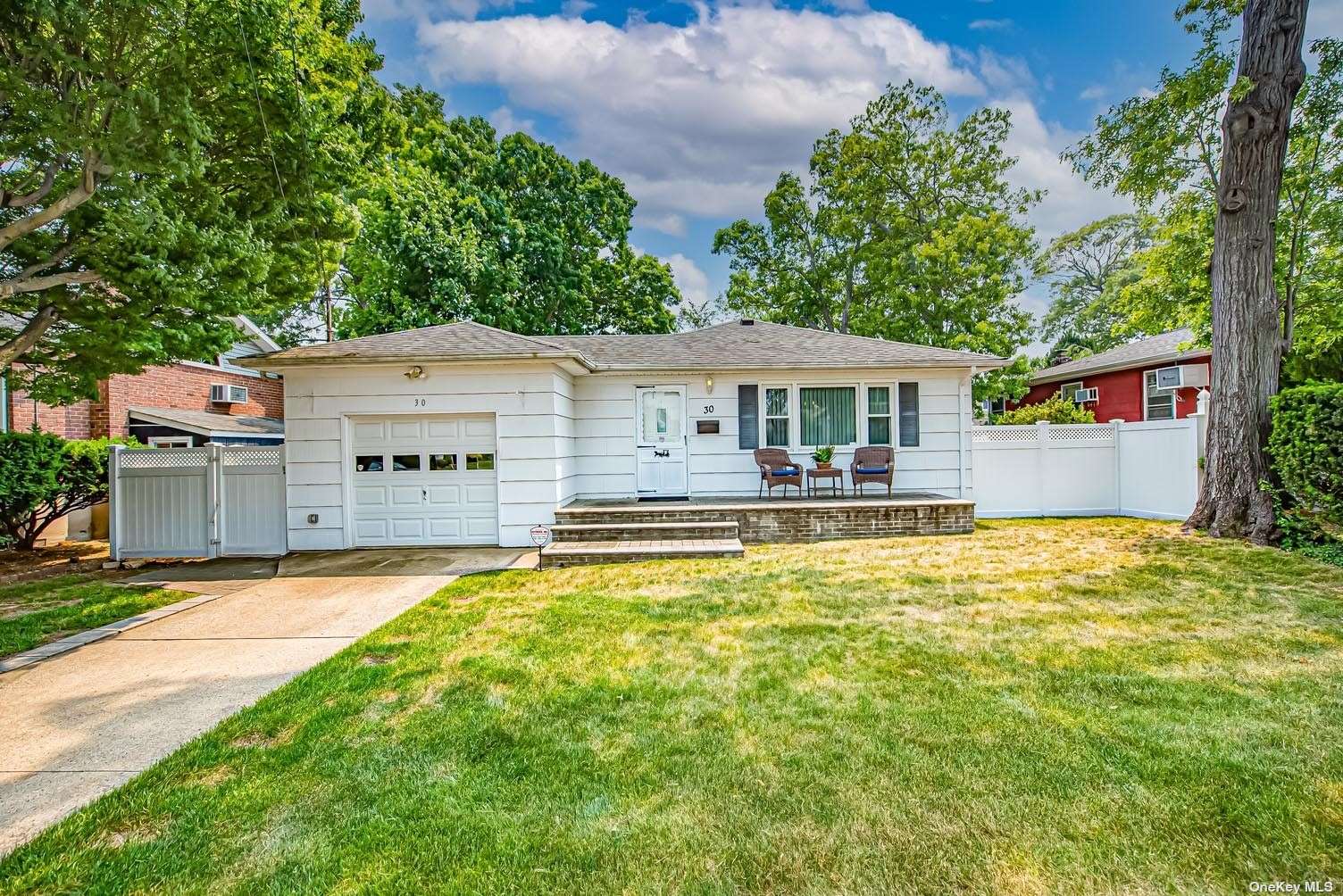 #1 photo, 30 Orchard Street, 东长岛 Farmingdale , NY 11735