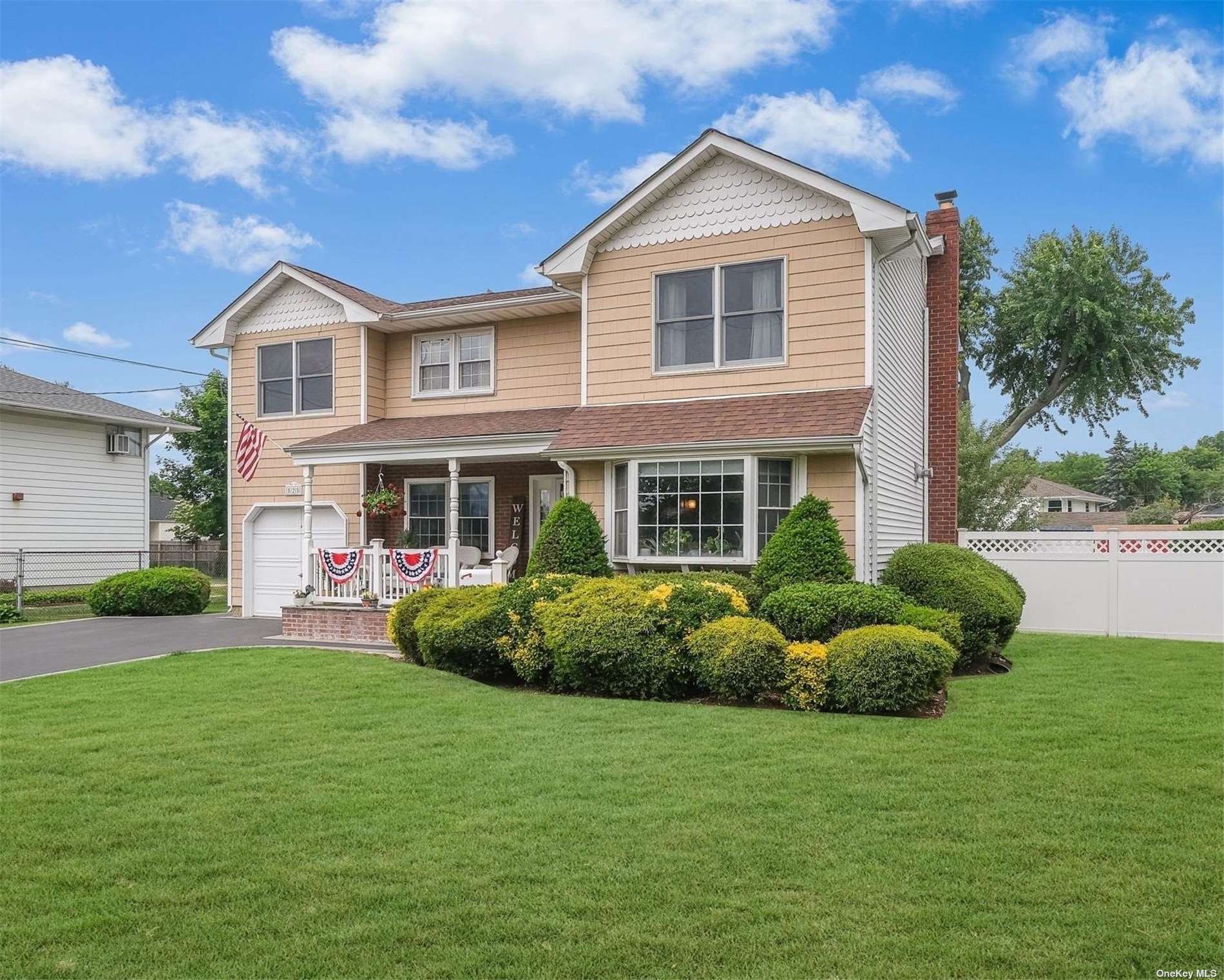 #1 photo, 525 Old Country Road, 东长岛 鹿园 Deer Park , NY 11729