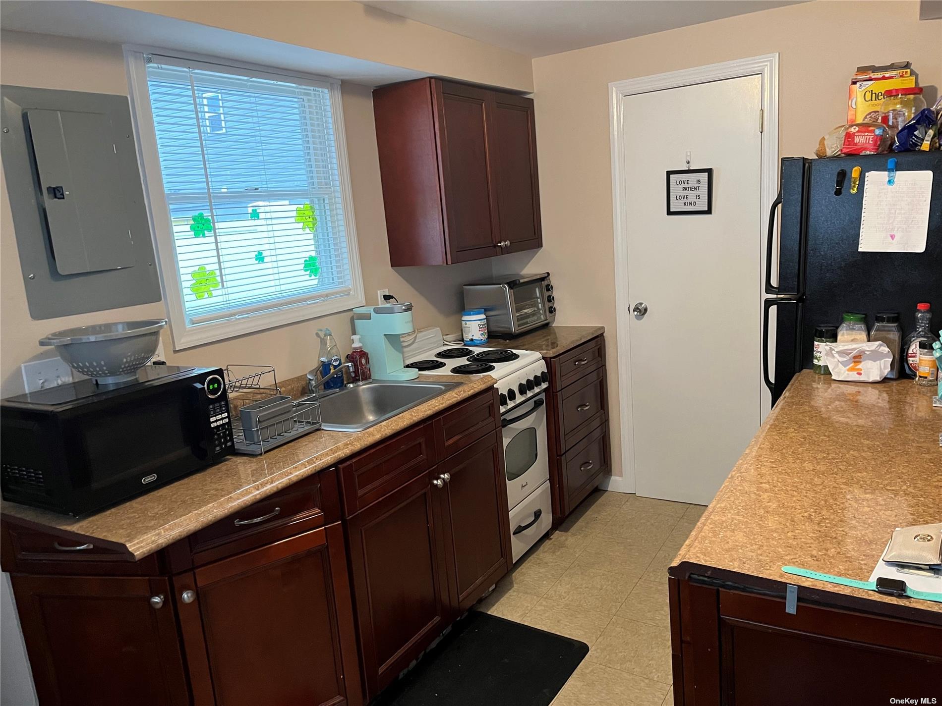 #1 photo, 63 Radcliffe Road, 长岛 岛公园 Island Park , NY 11558