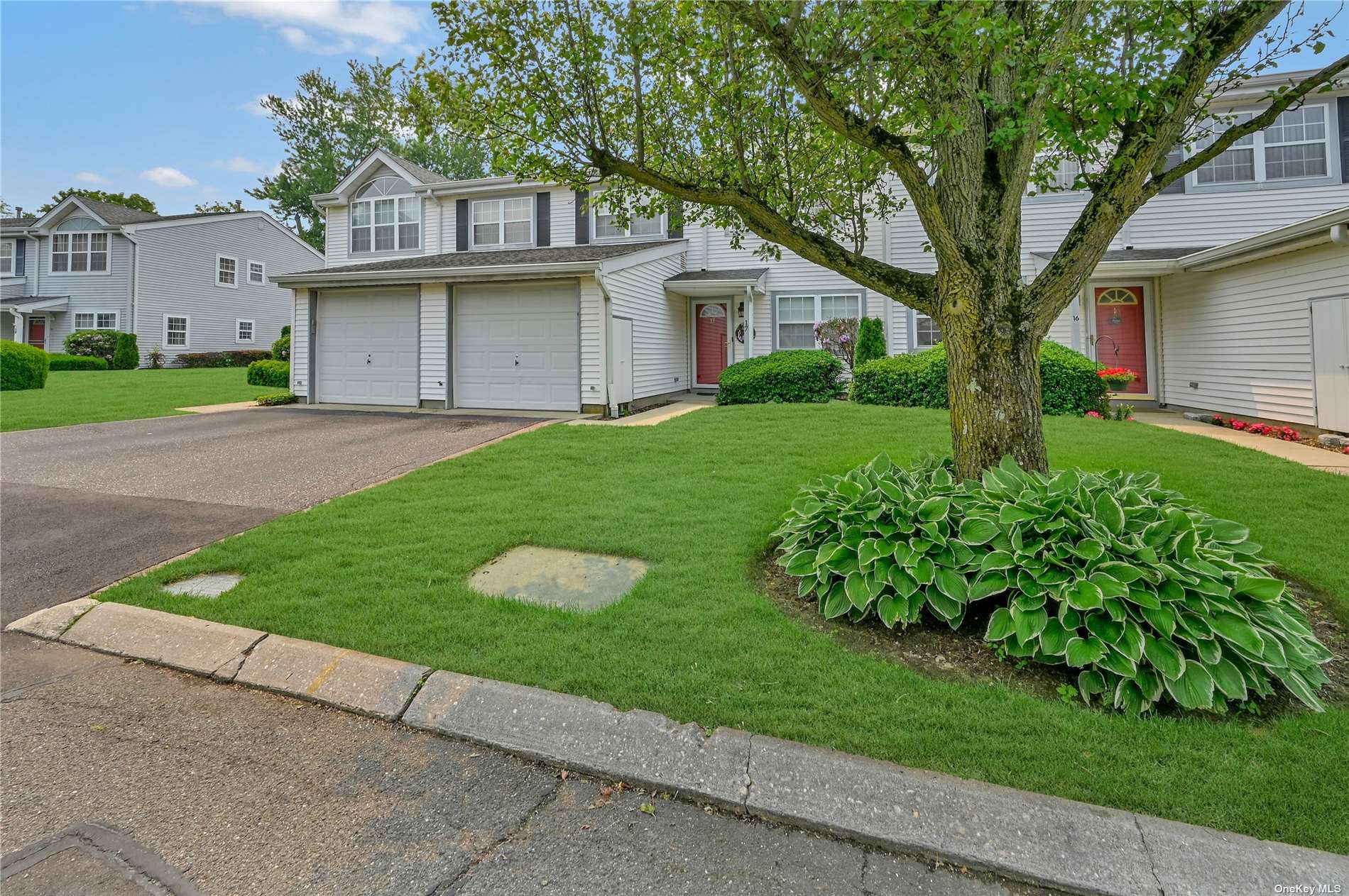 #1 photo, 17 Indian Trace, 东长岛 Kings Park , NY 11754