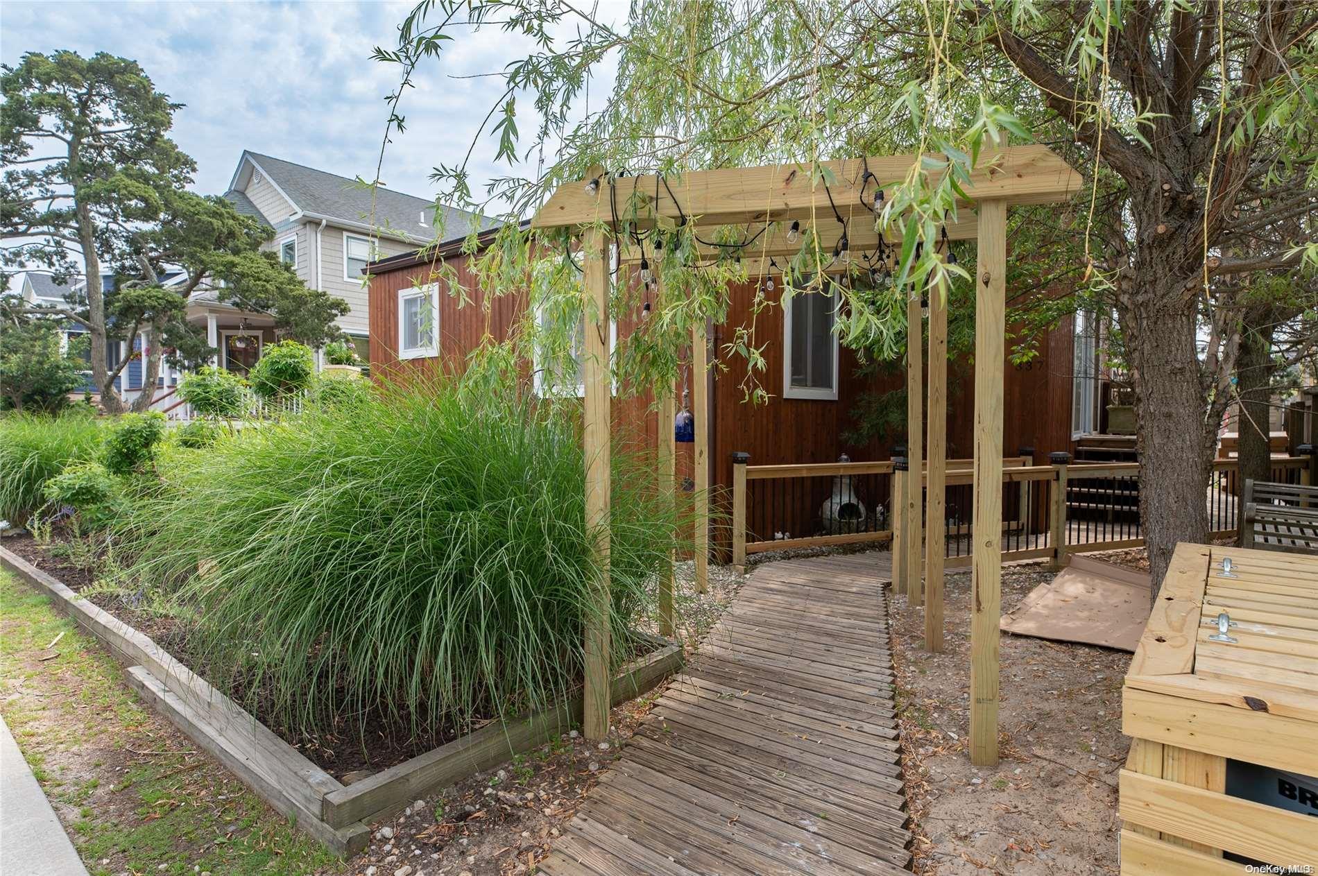 #2 photo, 337 Dehnhoff, Ocean Beach , NY 11770