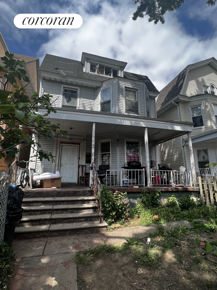 #1 photo, 400 E 8TH Street, Kensington , NY 11218