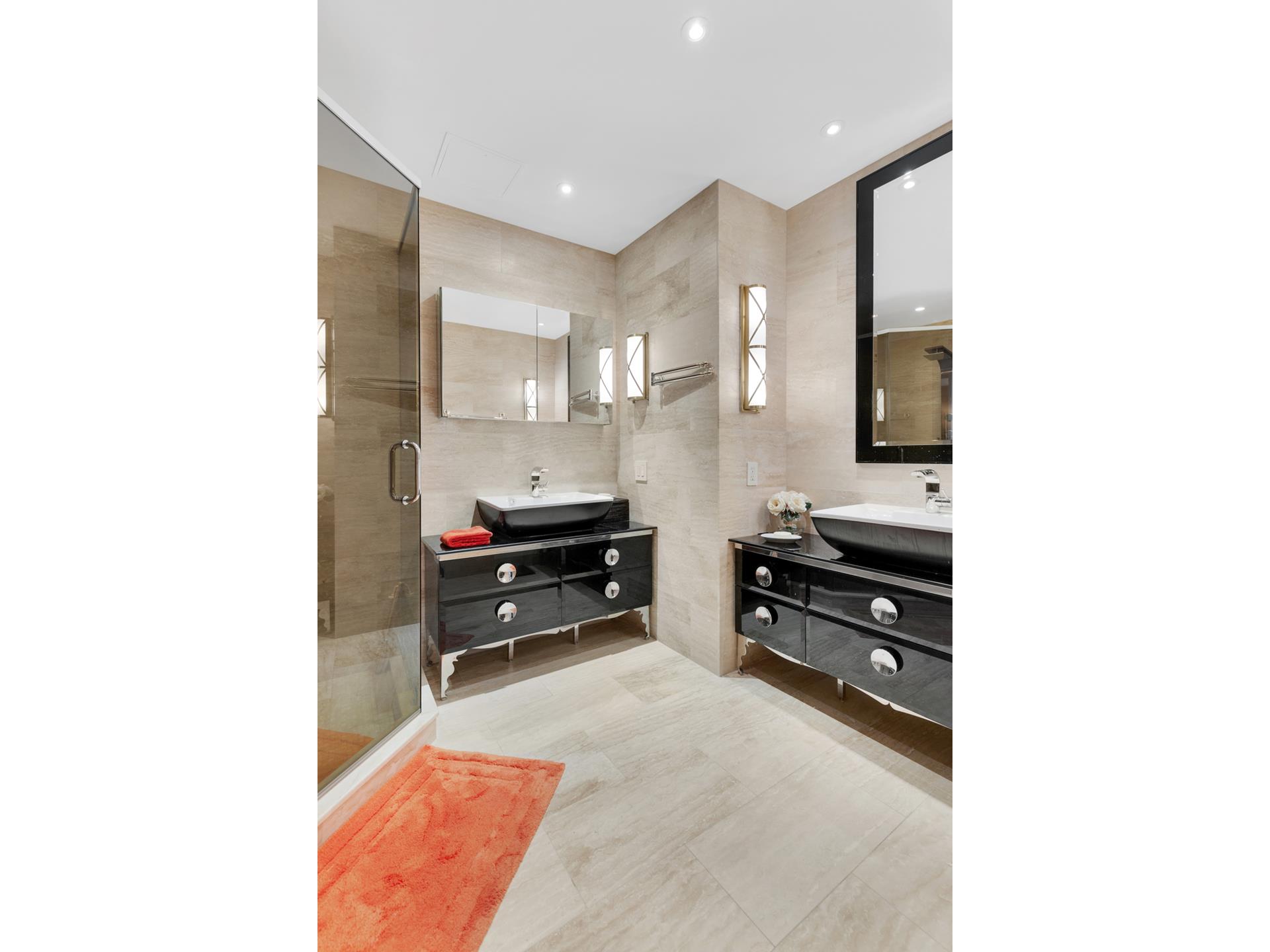 #7 photo, 641 5TH Avenue, マンハッタン Midtown East , NY 10022