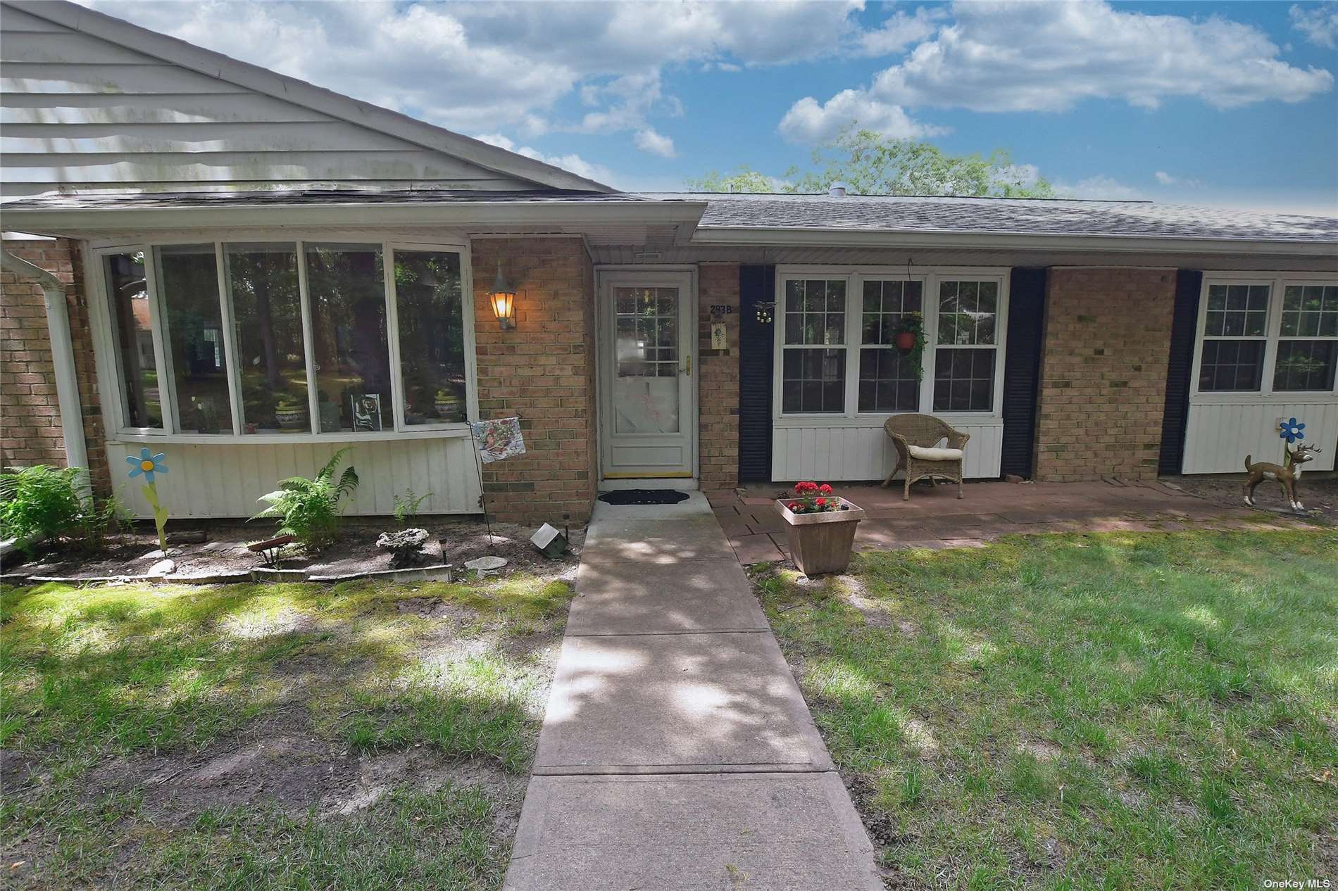 #1 photo, 293 Cardiff Court, سوفولك Ridge , NY 11961