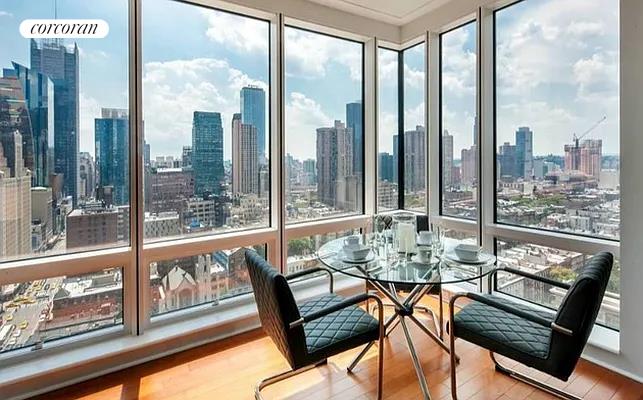 #1 photo, 306 West 48th Street, Middle West Side , NY 10036