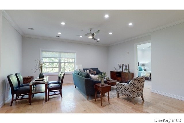 #1 photo, 61 Bryant Avenue, 长岛 罗斯林 Roslyn , NY 11576