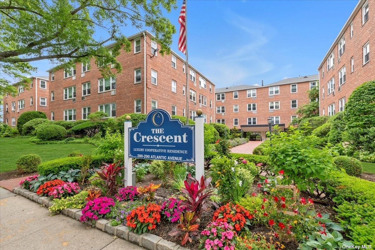 #1 photo, 290 Atlantic Avenue, ナッソー郡 East Rockaway , NY 11518