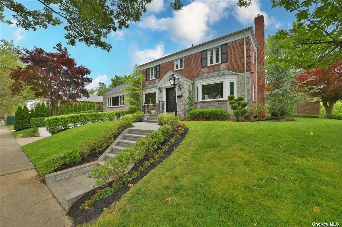 #1 photo, 82-55 213th Street, 皇后区 Hollis Hills , NY 11427