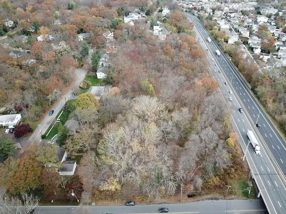 #10 photo, 800 Fenimore Road, Mamaroneck , NY 10543