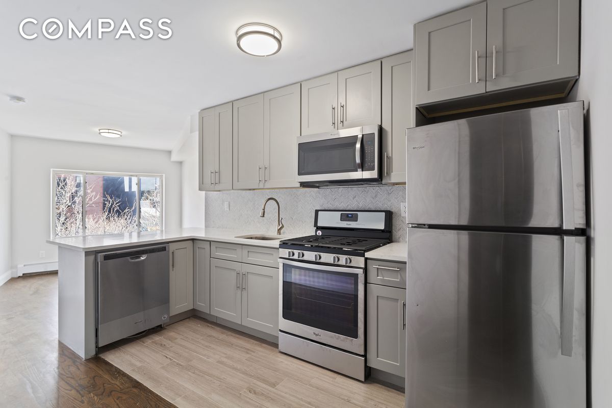 #1 photo, 189 Woodpoint Road 4, East Williamsburg , NY 11211