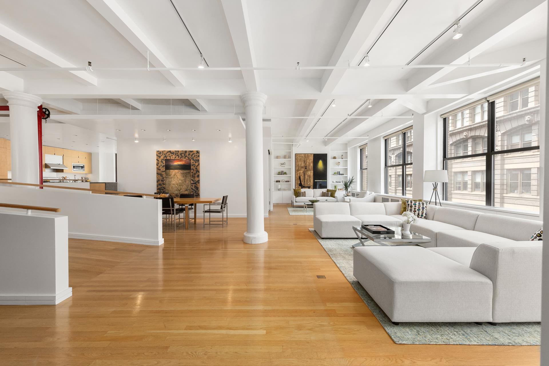 #1 photo, 8 West 19th Street, Flatiron , NY 10011