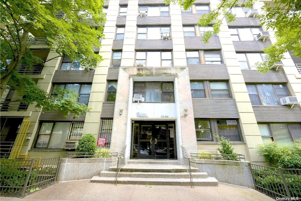 #1 photo, 98-50 63 Drive, 皇后区 雷哥公园 Rego Park , NY 11374