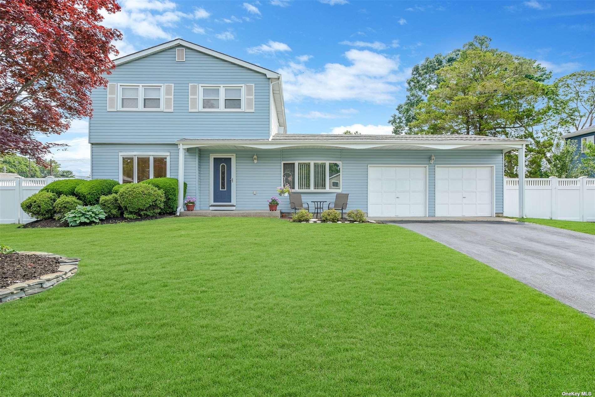 #1 photo, 5 Windham S. Lane, سوفولك Ronkonkoma , NY 11779
