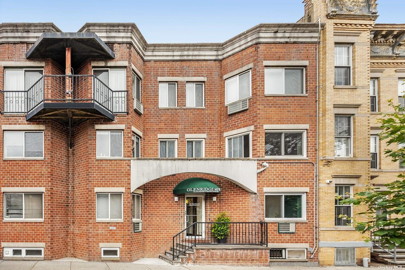 #1 photo, 71-03 Fresh Pond Road, 皇后区 瑞吉屋 Ridgewood , NY 11385