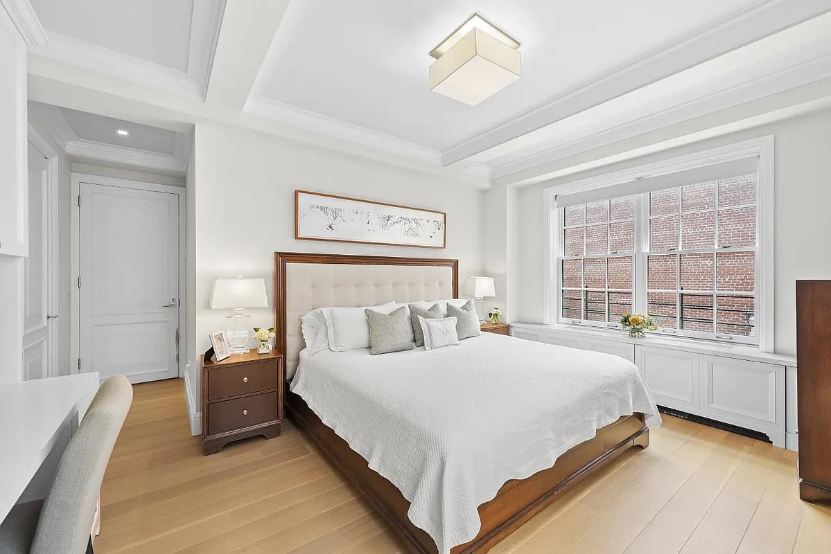 #1 photo, 141 East 88th Street, Carnegie Hill , NY 10128