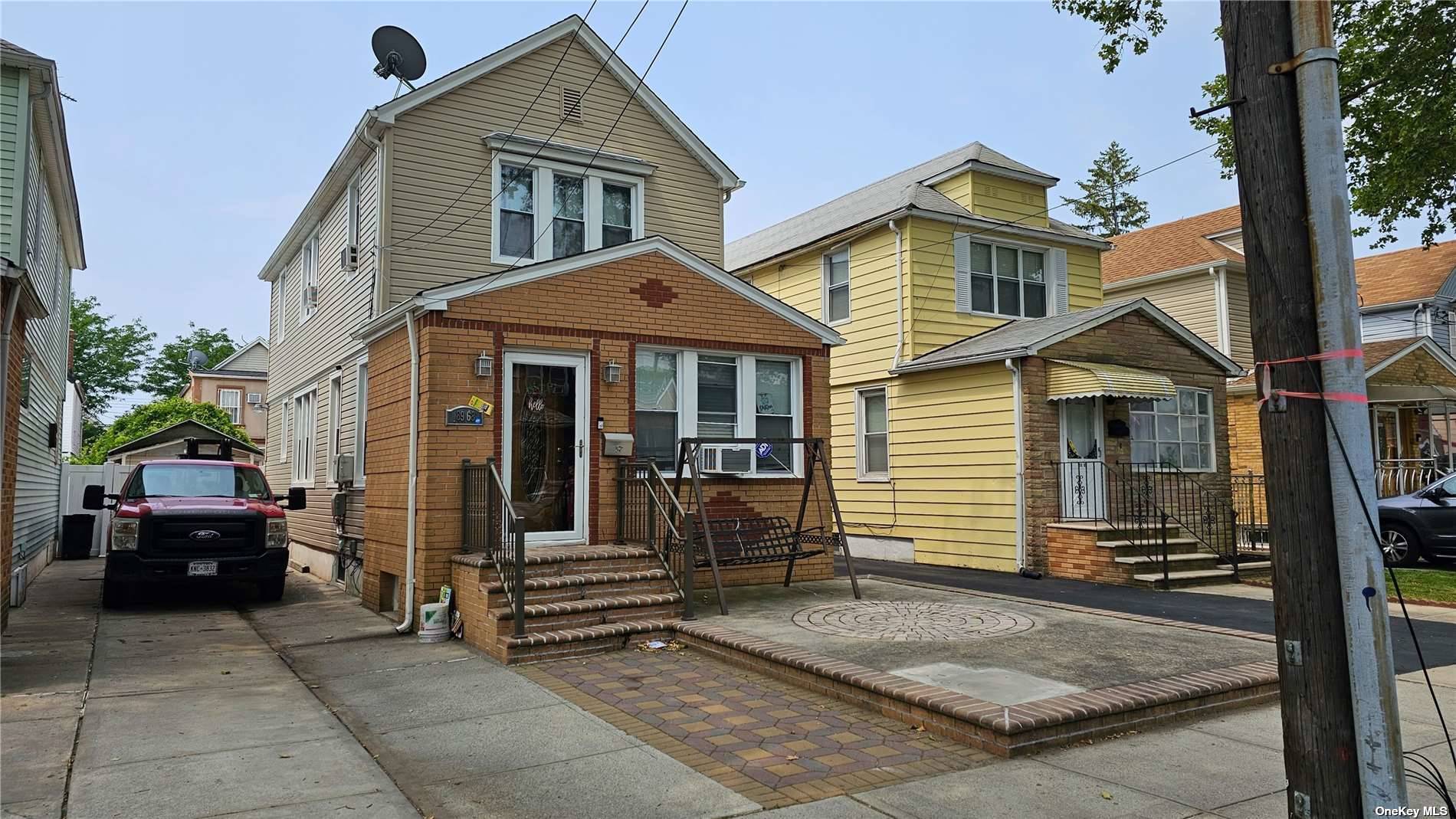 #1 photo, 89-68 Vanderveer Street, 皇后區 Queens Village , NY 11427