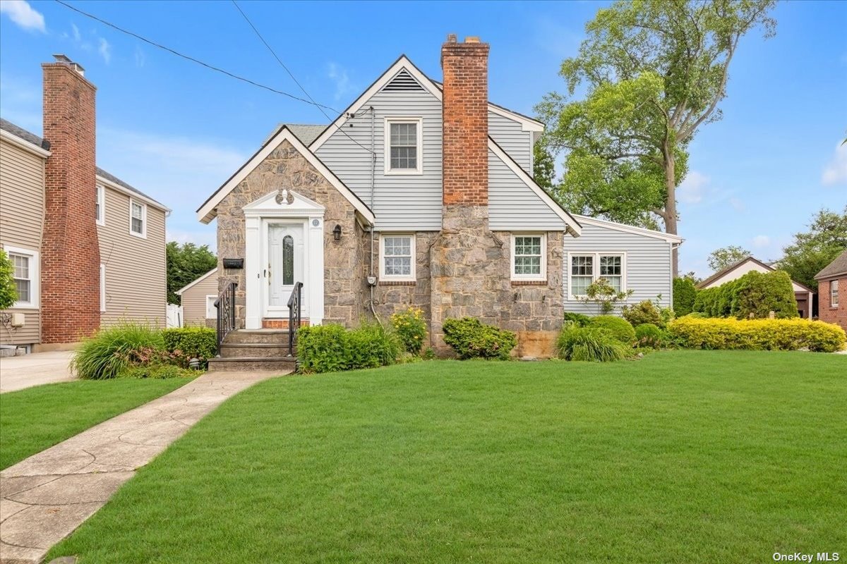 #1 photo, 77 Whittier Street, ナッソー郡 Lynbrook , NY 11563