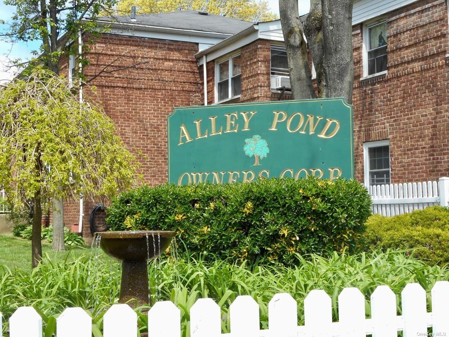 #1 photo, 224-61 Kingsbury Avenue, 皇后區 貝塞 Bayside , NY 11364