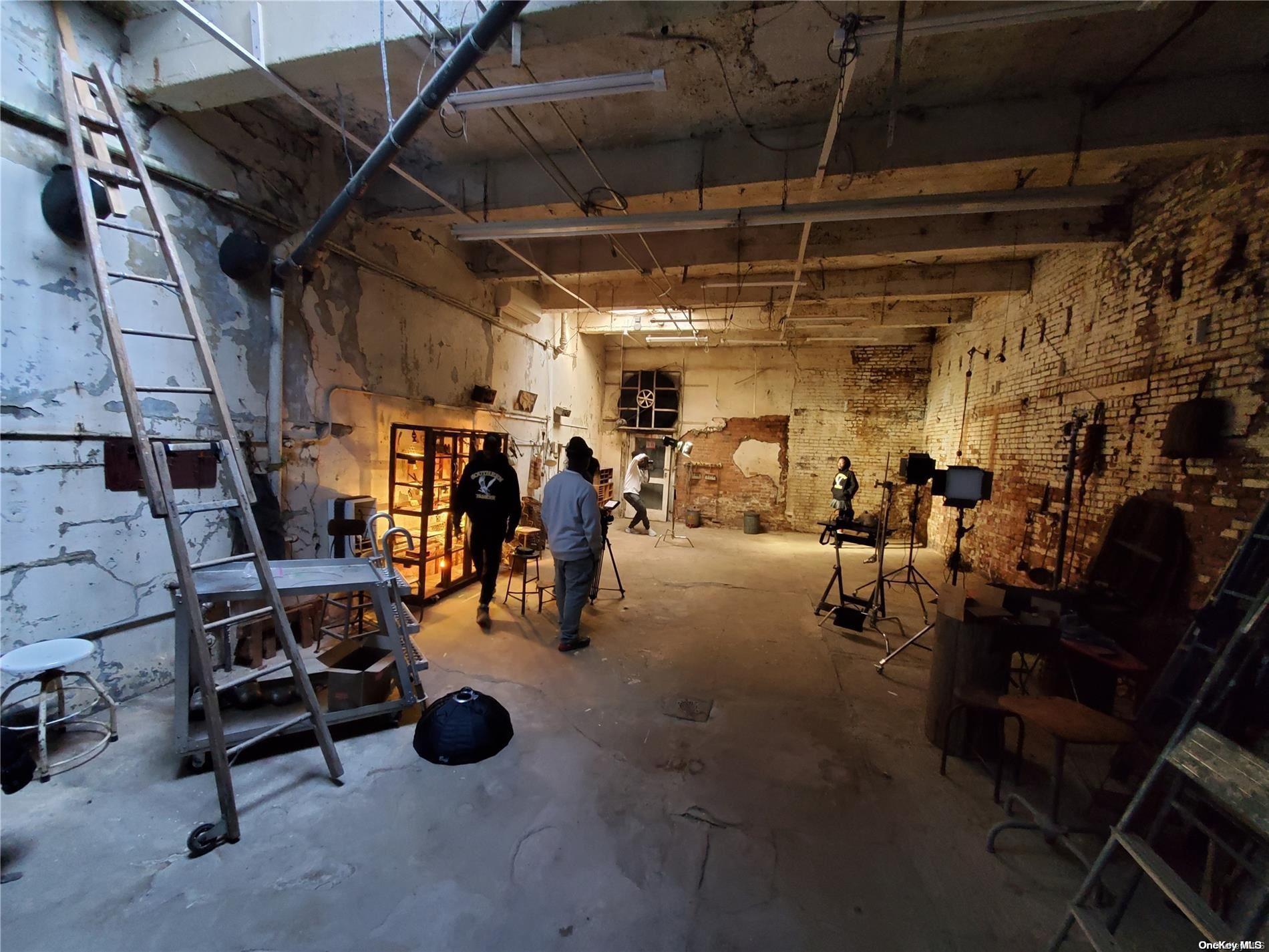 #10 photo, 71 Montrose Avenue, ブルックリン区 Brooklyn , NY 11206