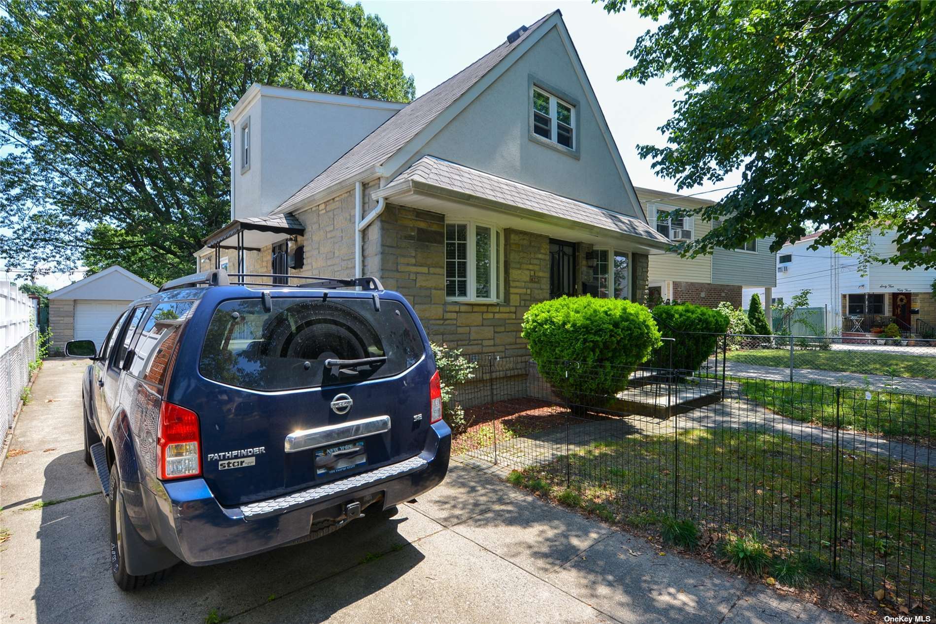 #1 photo, 64-47 138 Street, কুইন্‌স Flushing , NY 11367