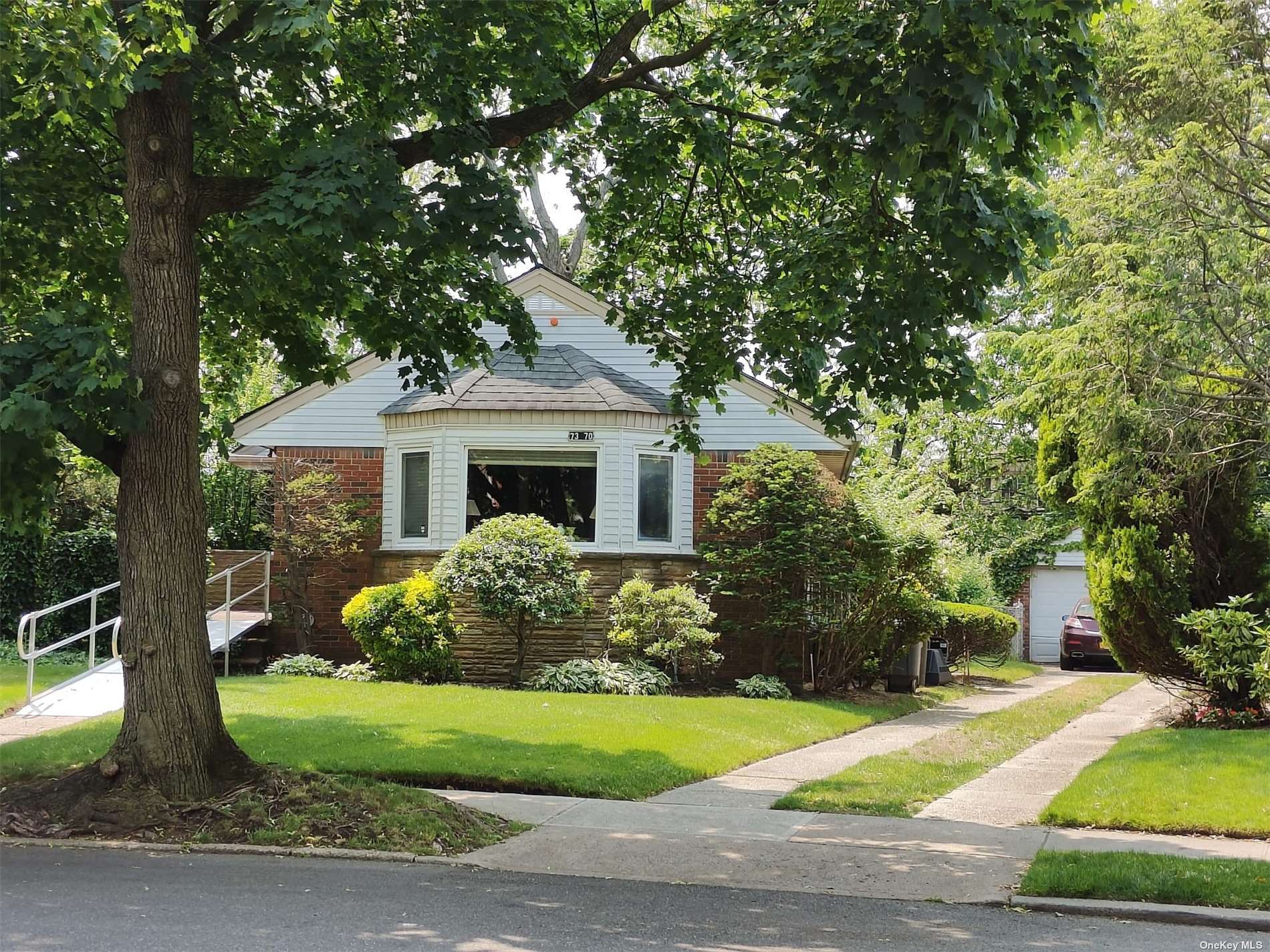 #1 photo, 73-70 136th, Kew Garden Hills , NY 11367