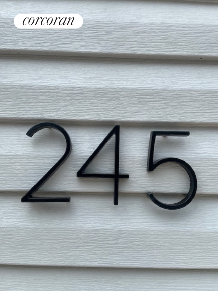 #1 photo, 245 NEWKIRK Avenue, ब्रुकलीन Kensington , NY 11230