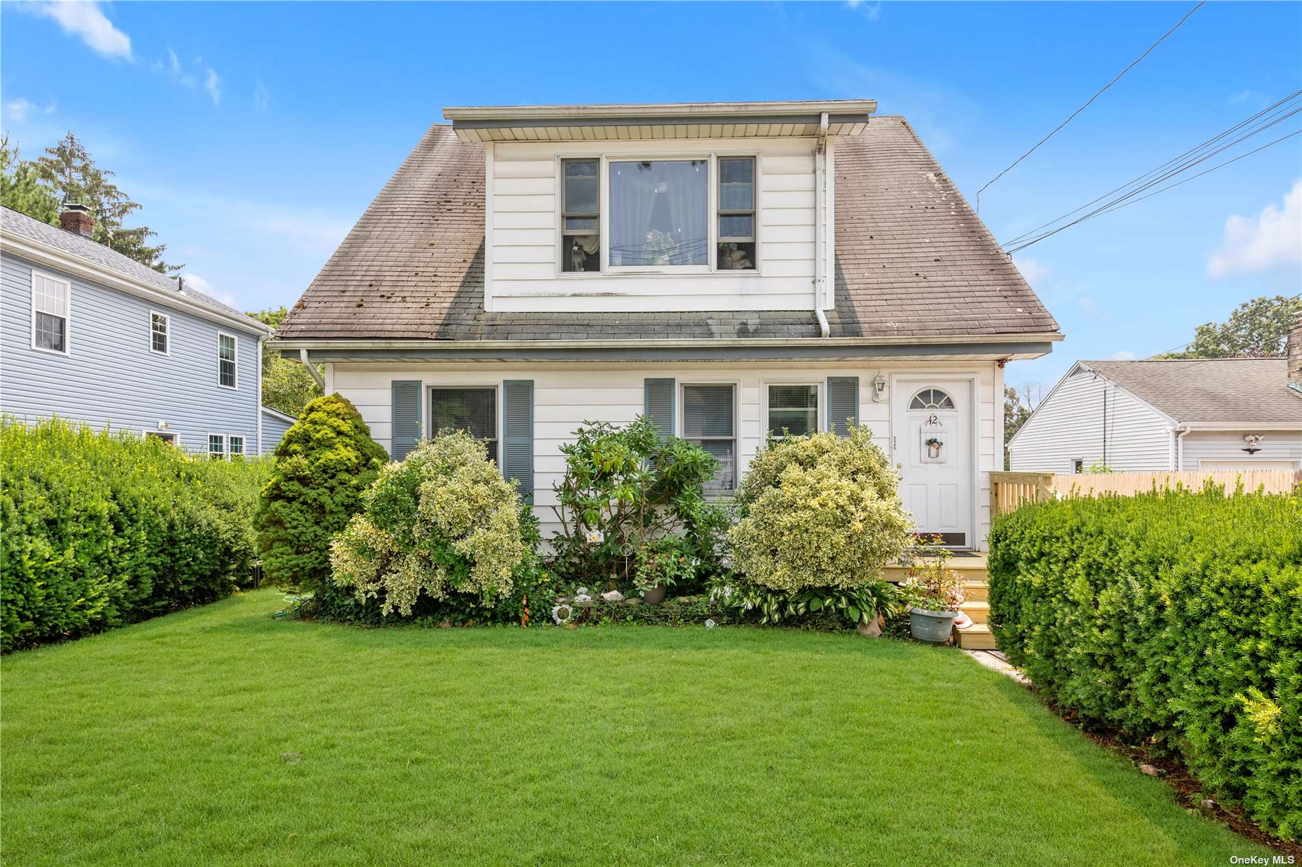 #1 photo, 42 North Street, מחוז סאפוק Huntington Station , NY 11746