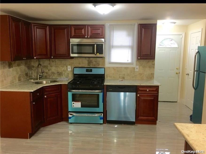 #6 photo, 167-02 118th Avenue, जमैका Jamaica , NY 11434