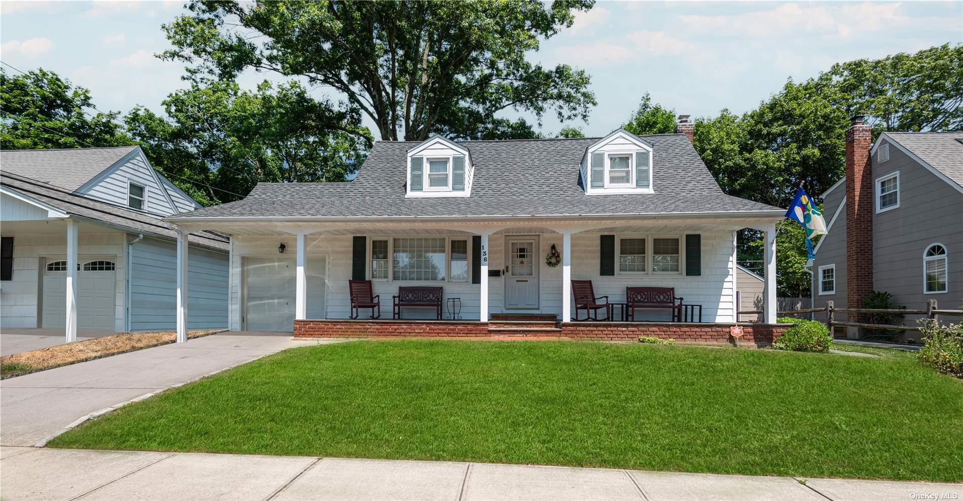 #1 photo, 136 Radcliff Drive, East Norwich , NY 11732