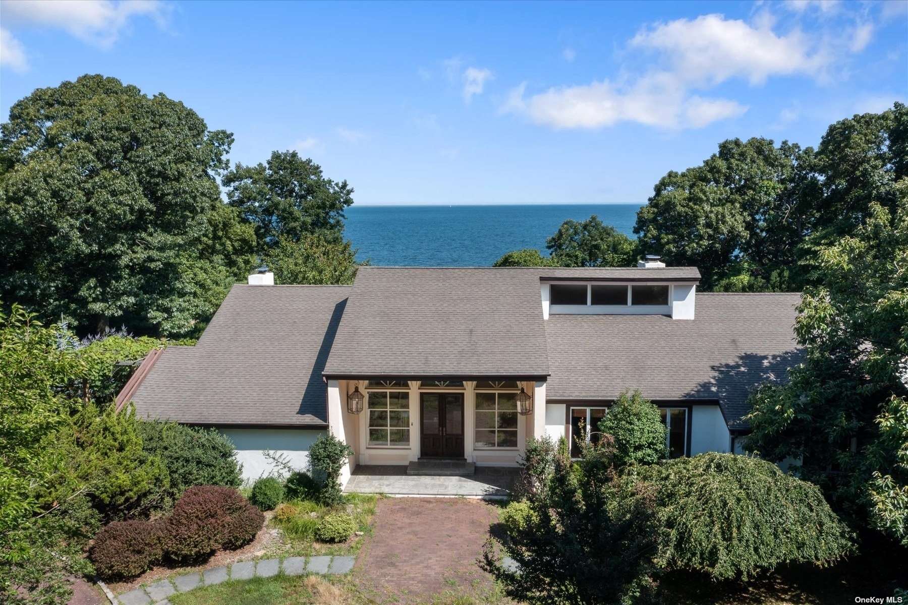 #1 photo, 25 Harbor Beach Road, 东长岛 Miller Place , NY 11764