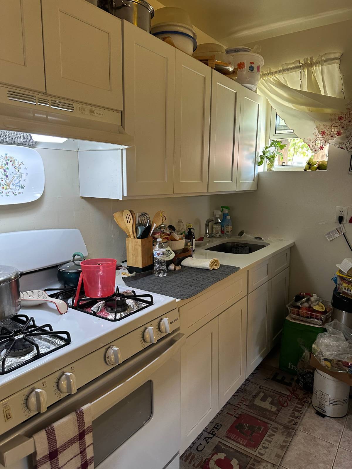 #29 photo, 807 Barbey Street, East New York , NY 11207