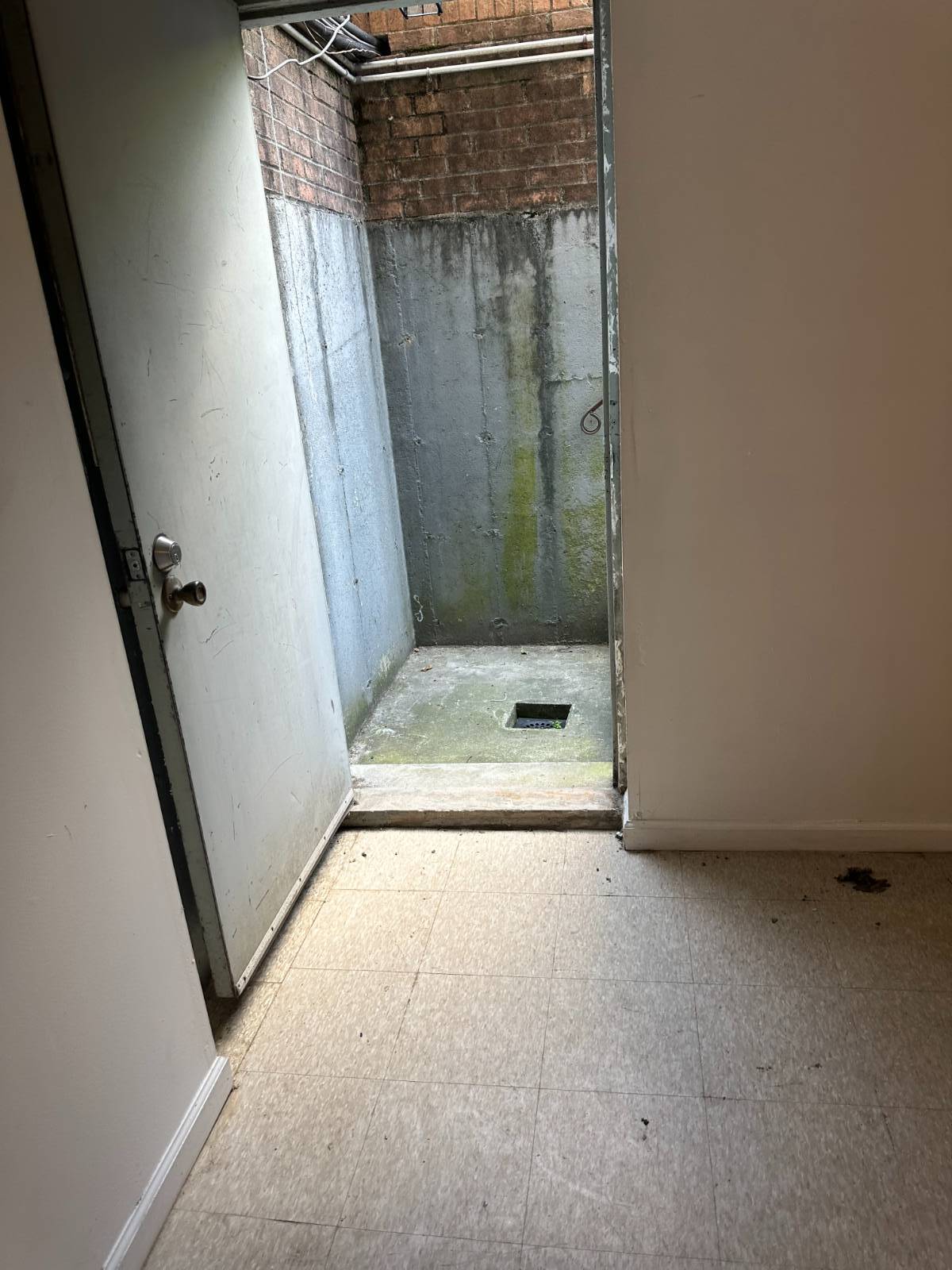 #7 photo, 807 Barbey Street, East New York , NY 11207