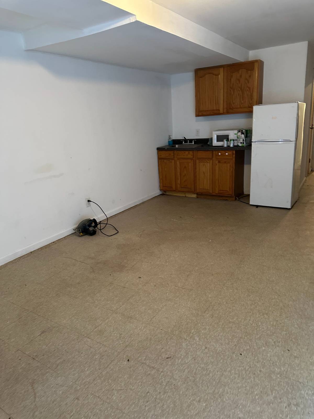 #8 photo, 807 Barbey Street, East New York , NY 11207