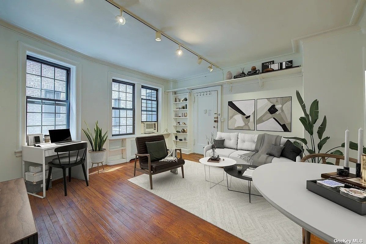 #1 photo, 6 Burns Street, 皇后区 森林小丘 Forest Hills , NY 11375