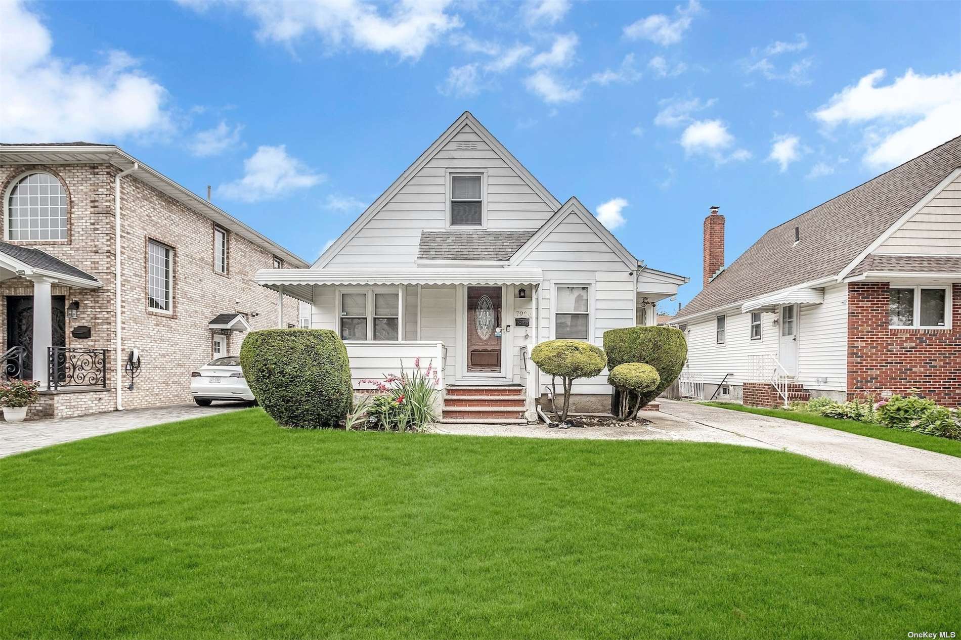 #1 photo, 79-26 269th Street, クイーンズ区 New Hyde Park , NY 11040