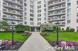 #1 photo, 135 Post Avenue, 长岛 西布雷 Westbury , NY 11590