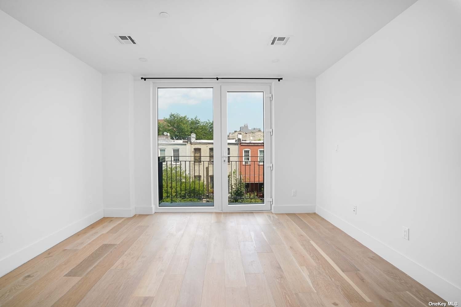 #1 photo, 1173 Rogers Avenue, Бруклин ‖ Flatbush , NY 11226