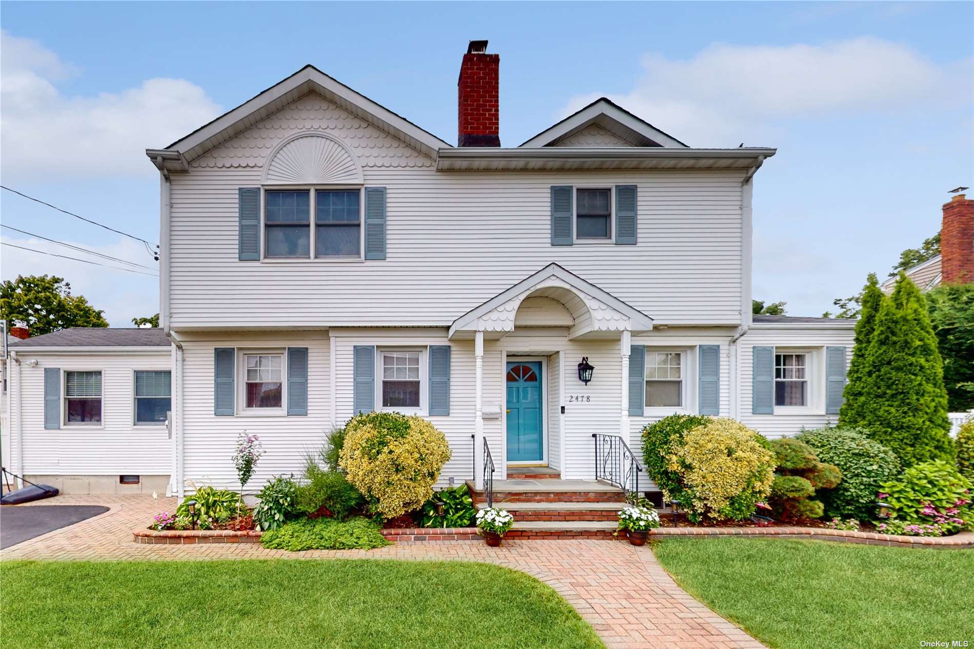 #1 photo, 2478 Babylon Street, Wantagh , NY 11793