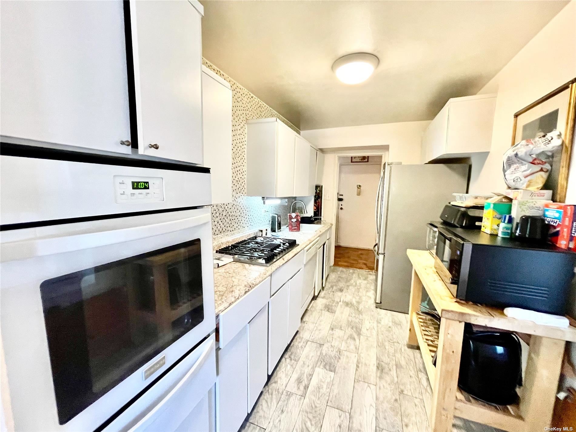 #1 photo, 210-15 23 Avenue, 皇后區 貝塞 Bayside , NY 11360