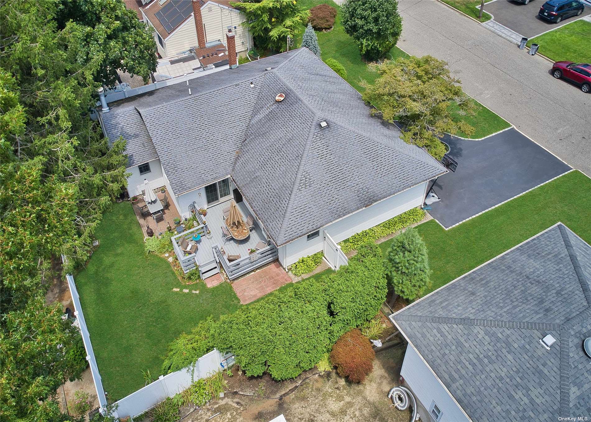 #1 photo, 600 Saint George Avenue, North Babylon , NY 11703