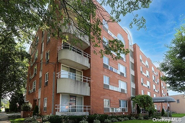 #1 photo, 205 Mineola Boulevard, নাসাউ কাউন্টি Mineola , NY 11501