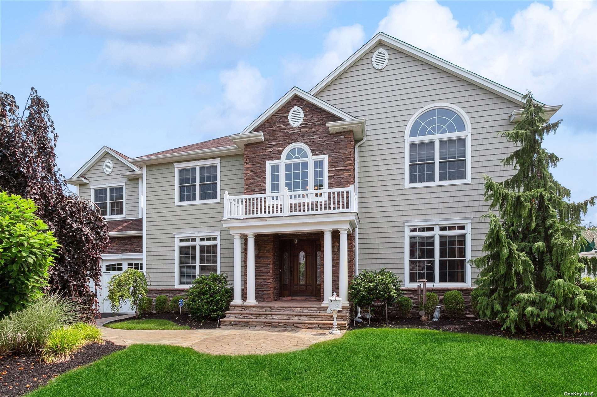 #1 photo, 110 Shoreham Road, 長島 Massapequa , NY 11758