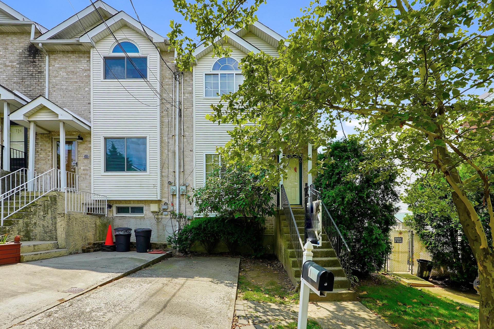 #1 photo, 110 ARNOLD Street, 史丹顿岛 New York City , NY 10301